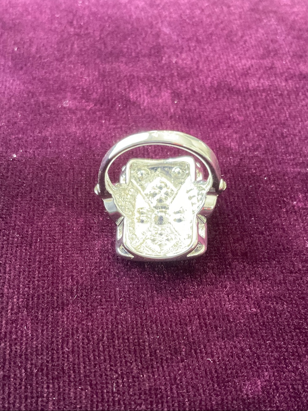 Avon Calling, Beautiful Silver-tone Ring, Size 6.5 - Picture 3 of 10